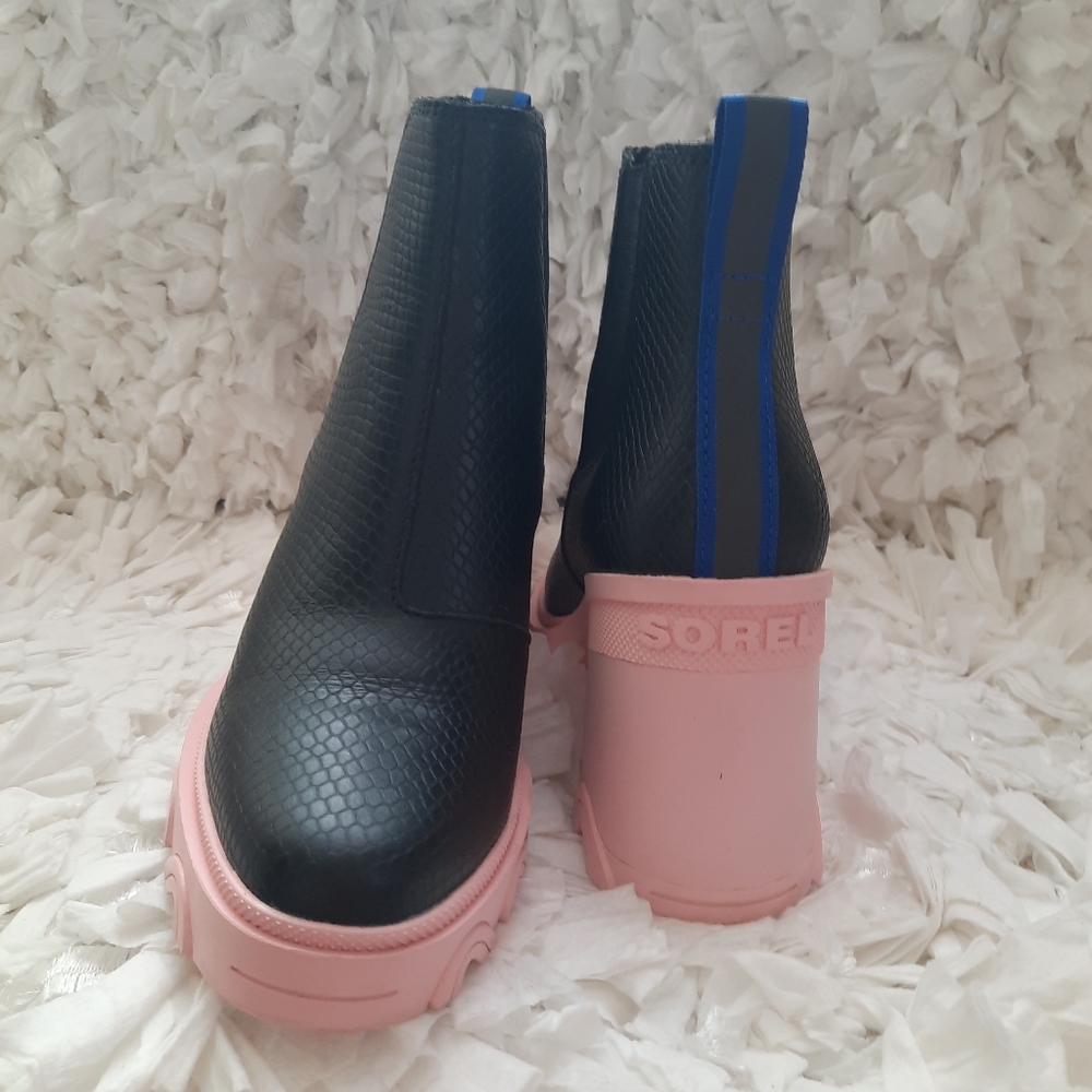 Sorel Women's Brex Heel Chelsea Boots Gentle Used In Box 8.5 Vintage Pink Black - Picture 10 of 16
